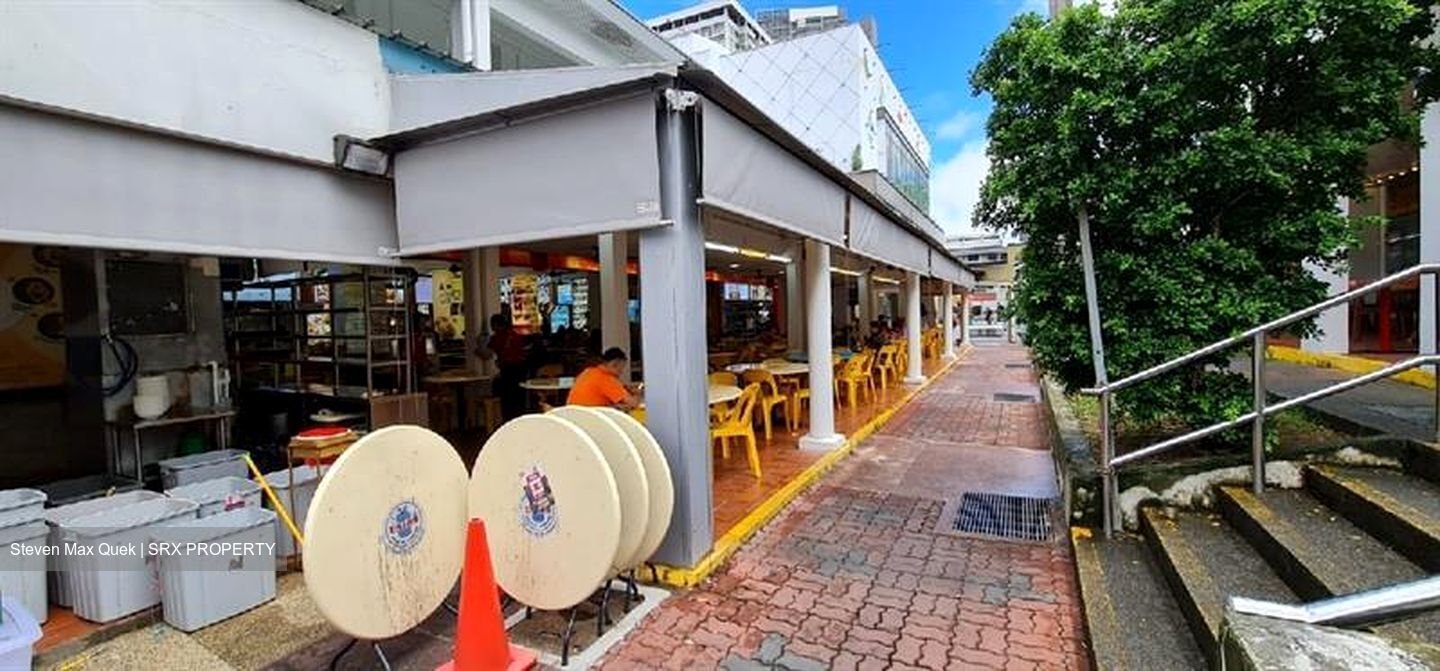 722 ANG MO KIO AVENUE 8 (D20), Shop House #487950401